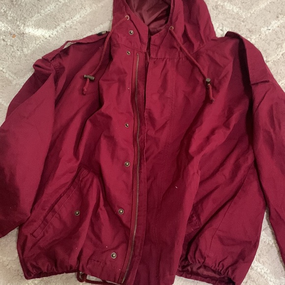red jacket - Picture 2 of 5